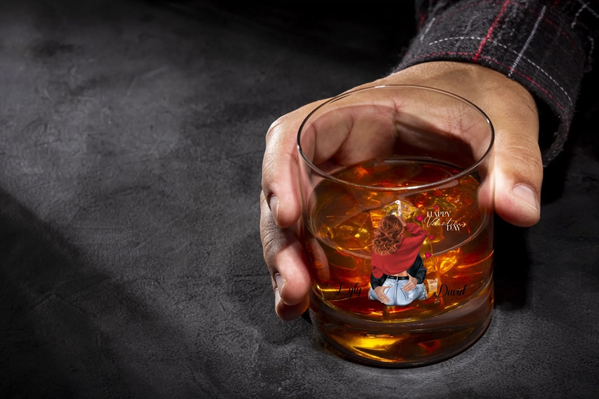 glass-with-whiskey-ice-cubes